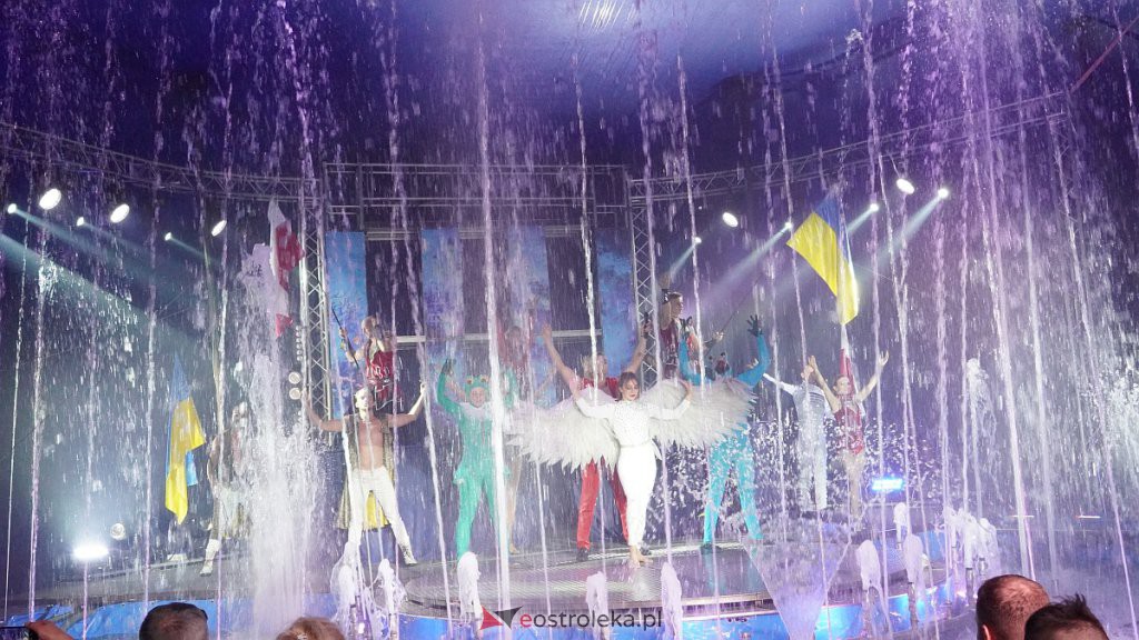 Cyrk na wodzie Waterland w Ostrołęce [14.10.2022] - zdjęcie #5 - eOstroleka.pl