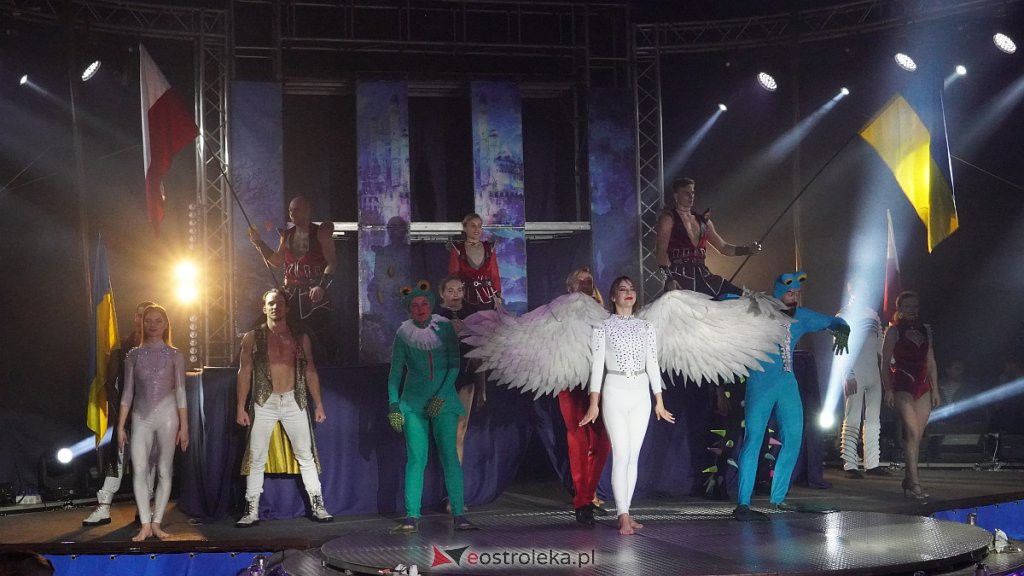 Cyrk na wodzie Waterland w Ostrołęce [14.10.2022] - zdjęcie #1 - eOstroleka.pl