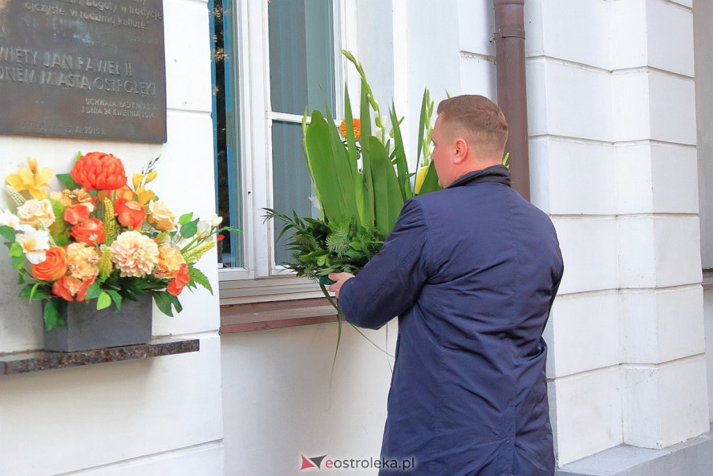 Ostrołęczanie w hołdzie patronowi miasta [14.10.2022] - zdjęcie #10 - eOstroleka.pl