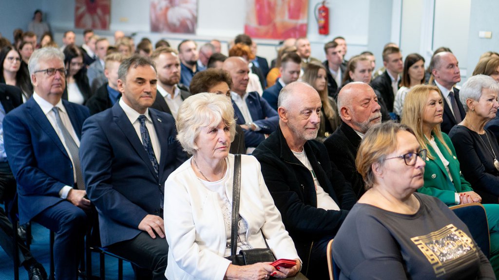 Wyższa Szkoła Agrobiznesu zainaugurowała rok akademicki  [15.10.2022] - zdjęcie #19 - eOstroleka.pl