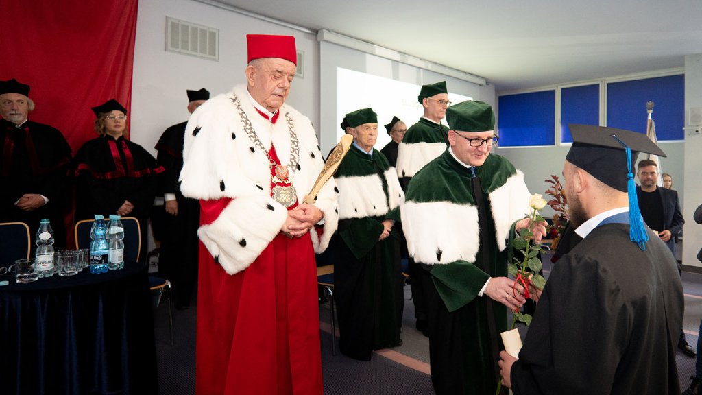 Wyższa Szkoła Agrobiznesu zainaugurowała rok akademicki  [15.10.2022] - zdjęcie #13 - eOstroleka.pl