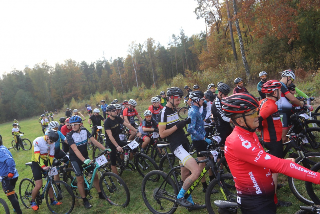 2. Wyścig Jesieni w Czarnowcu [16.10.2022] - zdjęcie #73 - eOstroleka.pl