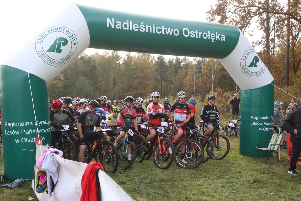 2. Wyścig Jesieni w Czarnowcu [16.10.2022] - zdjęcie #55 - eOstroleka.pl