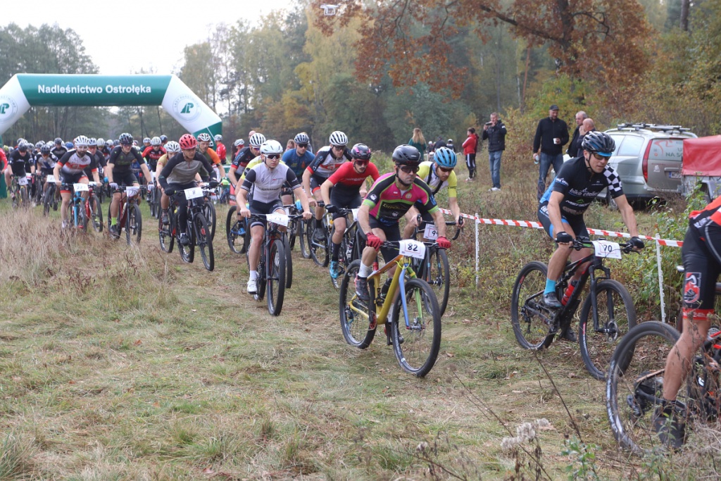 2. Wyścig Jesieni w Czarnowcu [16.10.2022] - zdjęcie #48 - eOstroleka.pl