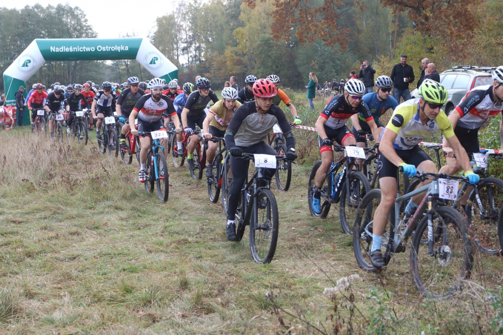 2. Wyścig Jesieni w Czarnowcu [16.10.2022] - zdjęcie #47 - eOstroleka.pl