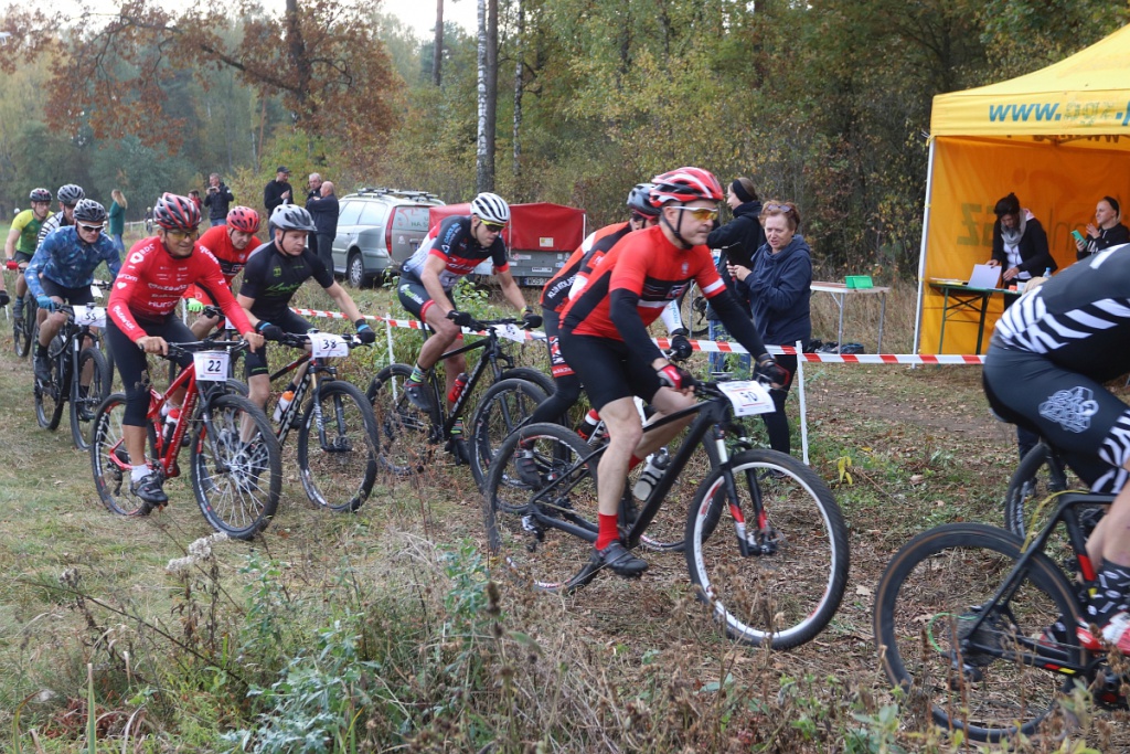 2. Wyścig Jesieni w Czarnowcu [16.10.2022] - zdjęcie #43 - eOstroleka.pl