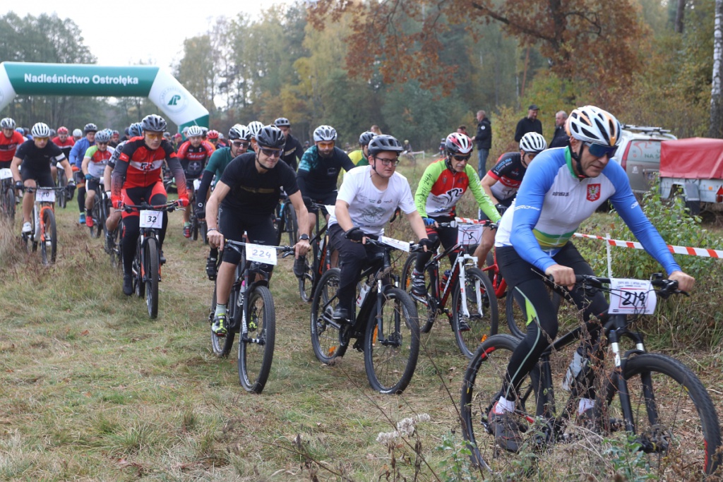 2. Wyścig Jesieni w Czarnowcu [16.10.2022] - zdjęcie #40 - eOstroleka.pl
