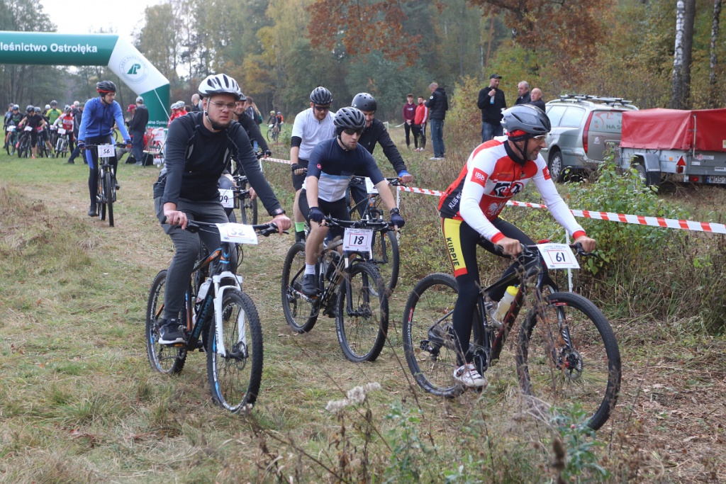 2. Wyścig Jesieni w Czarnowcu [16.10.2022] - zdjęcie #31 - eOstroleka.pl