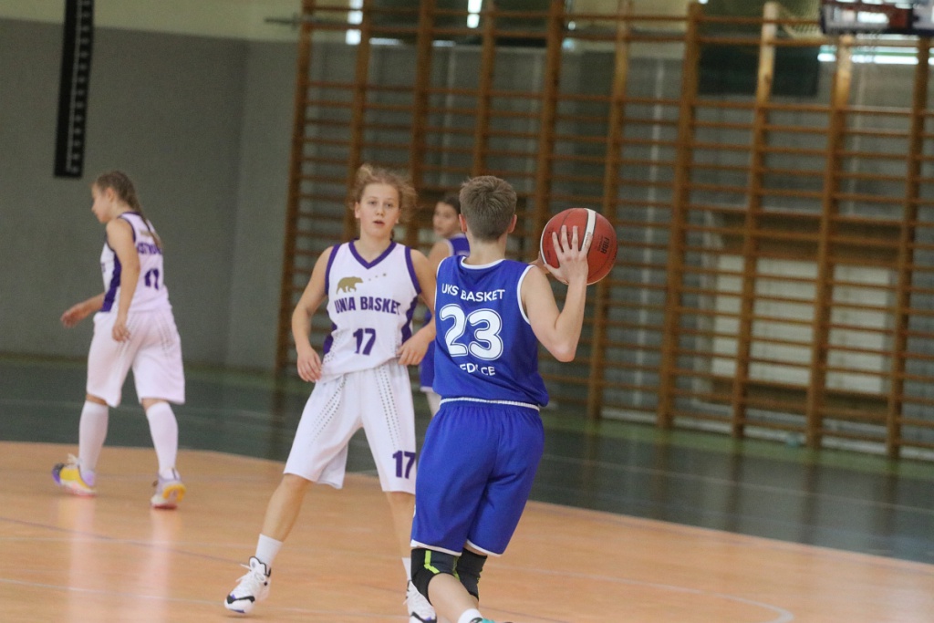 Unia Basket Ostrołęka - UKS Basket Siedlce [16.10.2022] - zdjęcie #6 - eOstroleka.pl