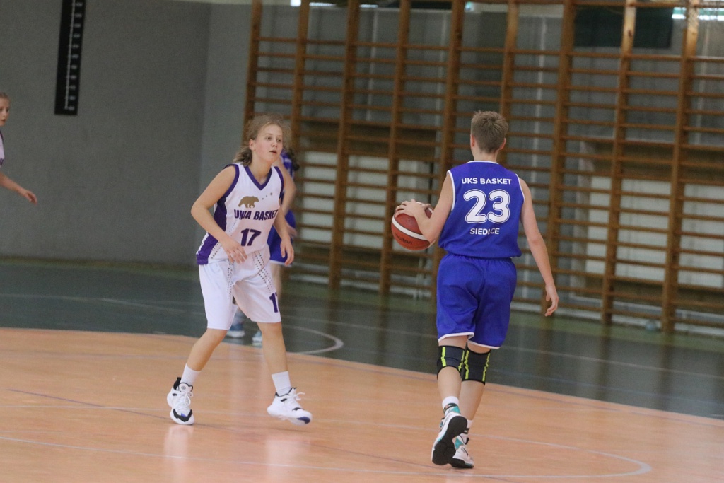 Unia Basket Ostrołęka - UKS Basket Siedlce [16.10.2022] - zdjęcie #5 - eOstroleka.pl