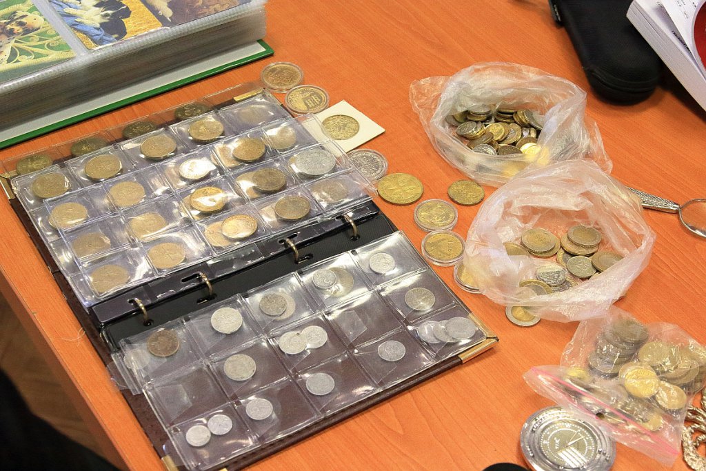 Kolekcjonerska giełda w Klubie Lokator. Co dziś było w ofercie? [16.10.2022] - zdjęcie #1 - eOstroleka.pl