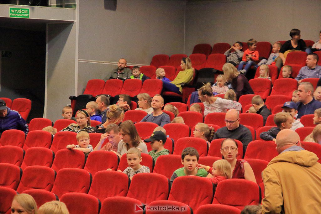 O przygodach Pimpusia Sadełko w Ostrołęckim Centrum Kultury [16.10.2022] - zdjęcie #21 - eOstroleka.pl