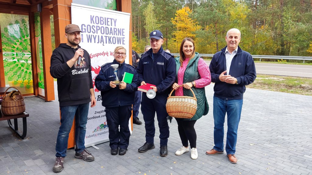 III Grzybobranie „Panienki za wysmukłym gonią borowikiem” [16.10.2022] - zdjęcie #9 - eOstroleka.pl
