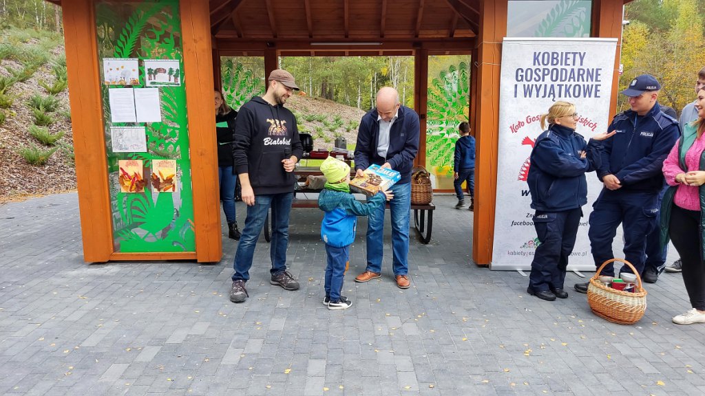 III Grzybobranie „Panienki za wysmukłym gonią borowikiem” [16.10.2022] - zdjęcie #6 - eOstroleka.pl