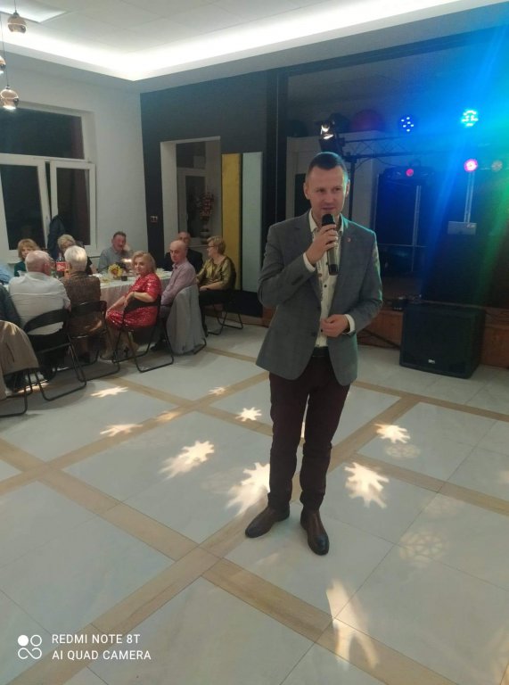 Potańcówka seniorów w Borawem - zdjęcie #7 - eOstroleka.pl