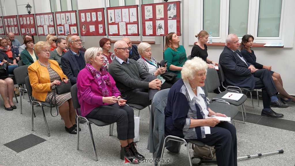 Konferencja popularnonaukowa „Był dwór. Wokół problematyki ziemiaństwa z okolic Ostrołęki [18.10.2022] - zdjęcie #12 - eOstroleka.pl