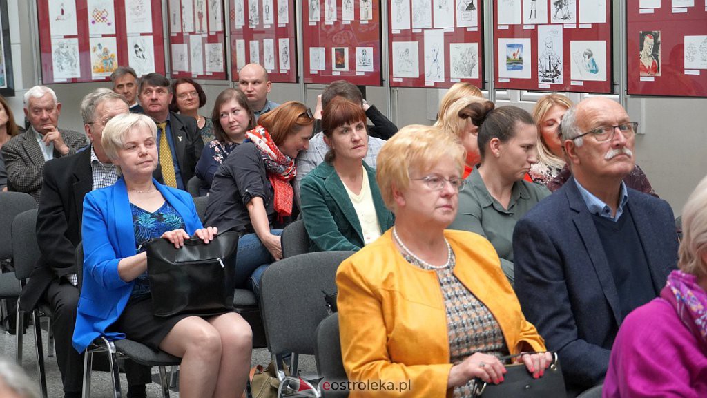 Konferencja popularnonaukowa „Był dwór. Wokół problematyki ziemiaństwa z okolic Ostrołęki [18.10.2022] - zdjęcie #10 - eOstroleka.pl