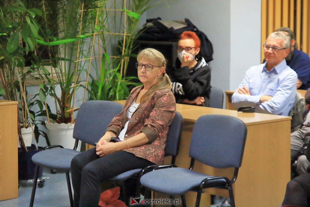 Przemysław Borkowski z wizytą w Ostrołęce. Tym razem nie w roli kabareciarza [18.10.2022] - zdjęcie #20 - eOstroleka.pl