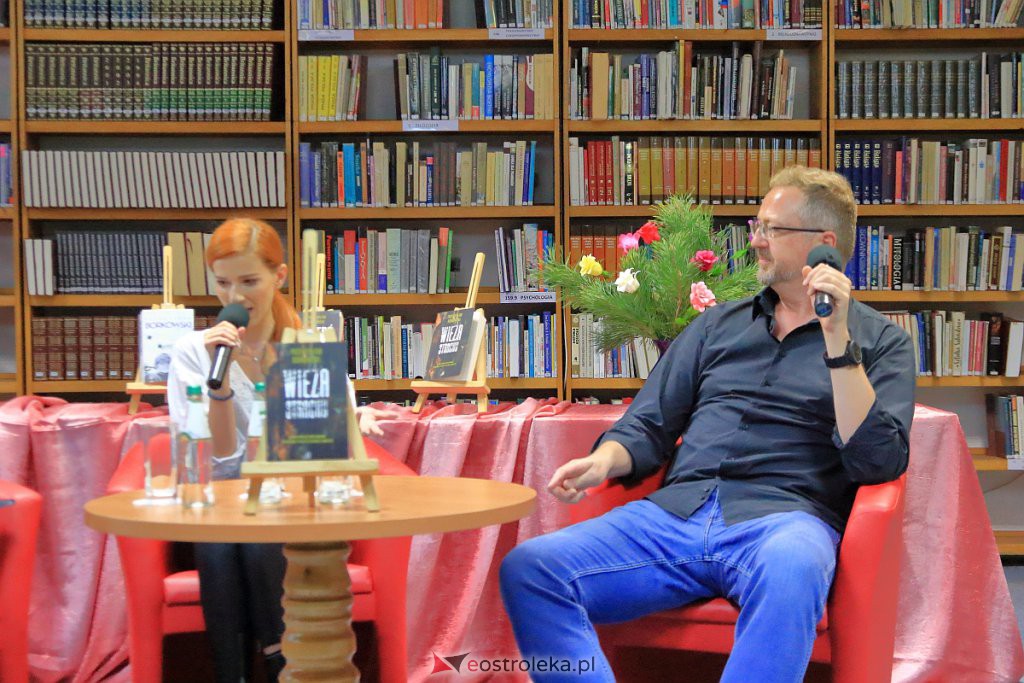 Przemysław Borkowski z wizytą w Ostrołęce. Tym razem nie w roli kabareciarza [18.10.2022] - zdjęcie #6 - eOstroleka.pl