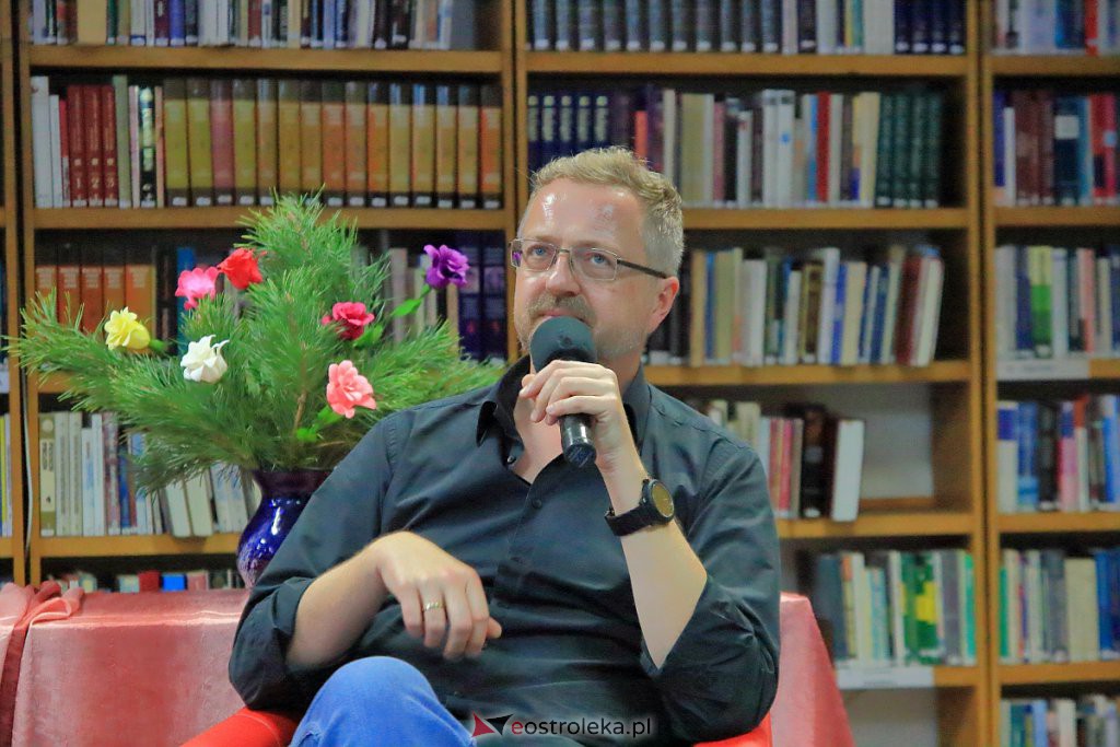 Przemysław Borkowski z wizytą w Ostrołęce. Tym razem nie w roli kabareciarza [18.10.2022] - zdjęcie #5 - eOstroleka.pl