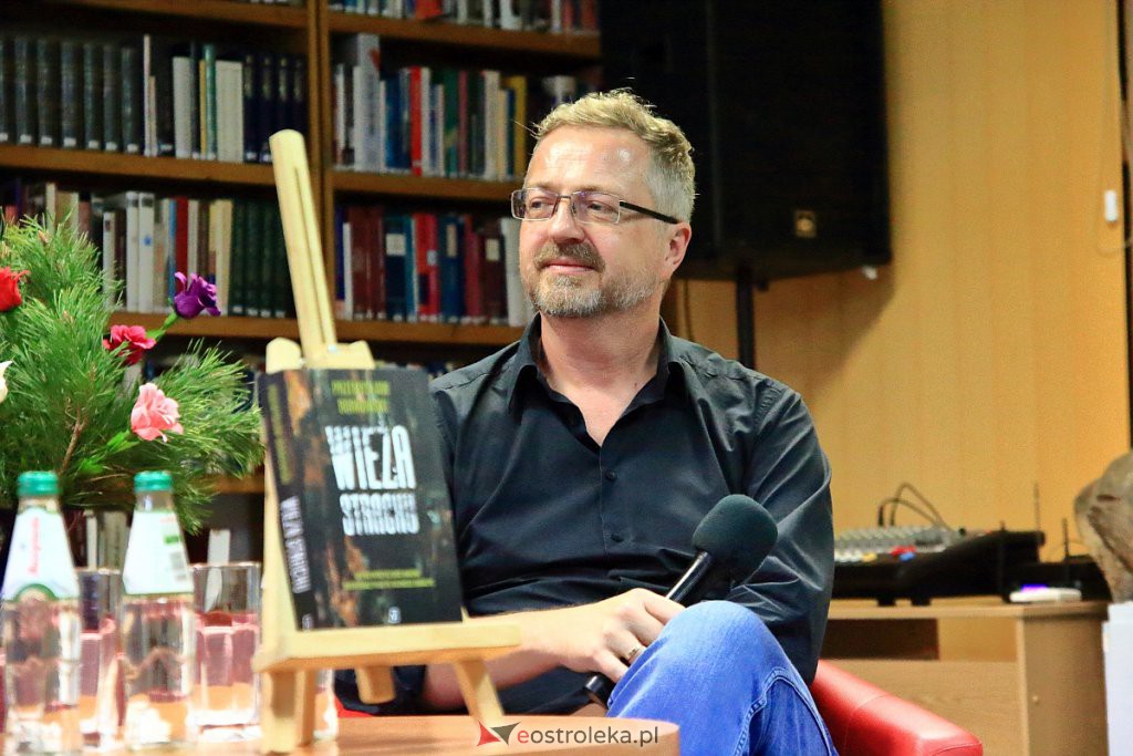 Przemysław Borkowski z wizytą w Ostrołęce. Tym razem nie w roli kabareciarza [18.10.2022] - zdjęcie #4 - eOstroleka.pl