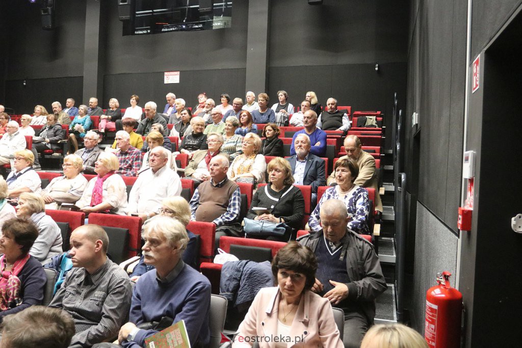 Spotkanie autorskie z Anną Staszewską [18.10.2022] - zdjęcie #29 - eOstroleka.pl