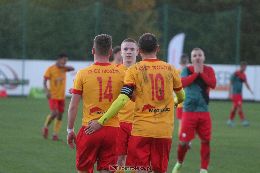 Finał Okręgowego PP KS CK Troszyn - Żbik Nasielsk [19.10.2022] - zdjęcie #56 - eOstroleka.pl