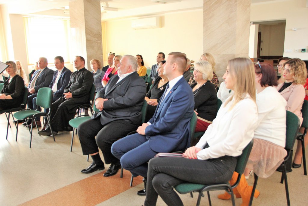 Dzień Edukacji Narodowej w Rzekuniu [20.10.2022] - zdjęcie #28 - eOstroleka.pl