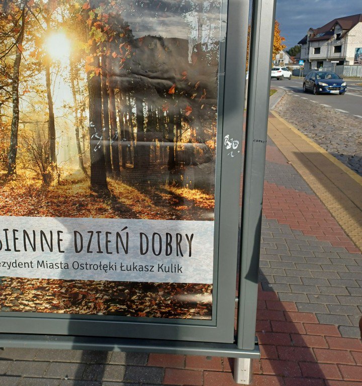 Akty wandalizmu przystanków miejskich - zdjęcie #1 - eOstroleka.pl