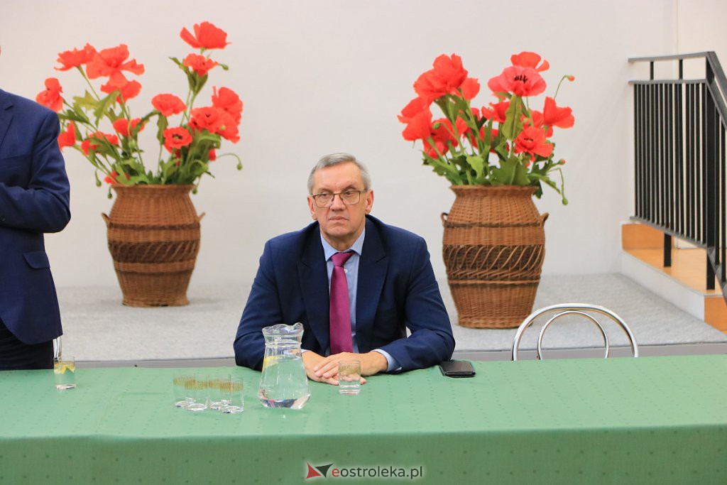 Minister Rolnictwa i Rozwoju Wsi Henryk Kowalczyk w Troszynie [21.10.2022] - zdjęcie #1 - eOstroleka.pl