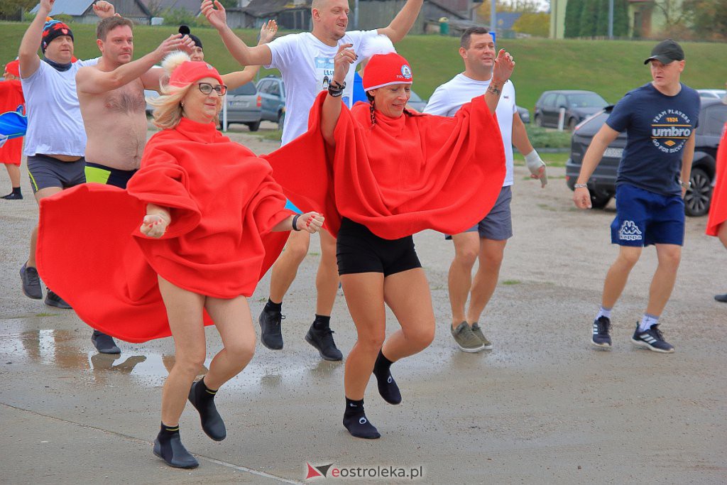Ostrołęka morsuje! Nowy sezon oficjalnie rozpoczęty [23.10.2022] - zdjęcie #82 - eOstroleka.pl