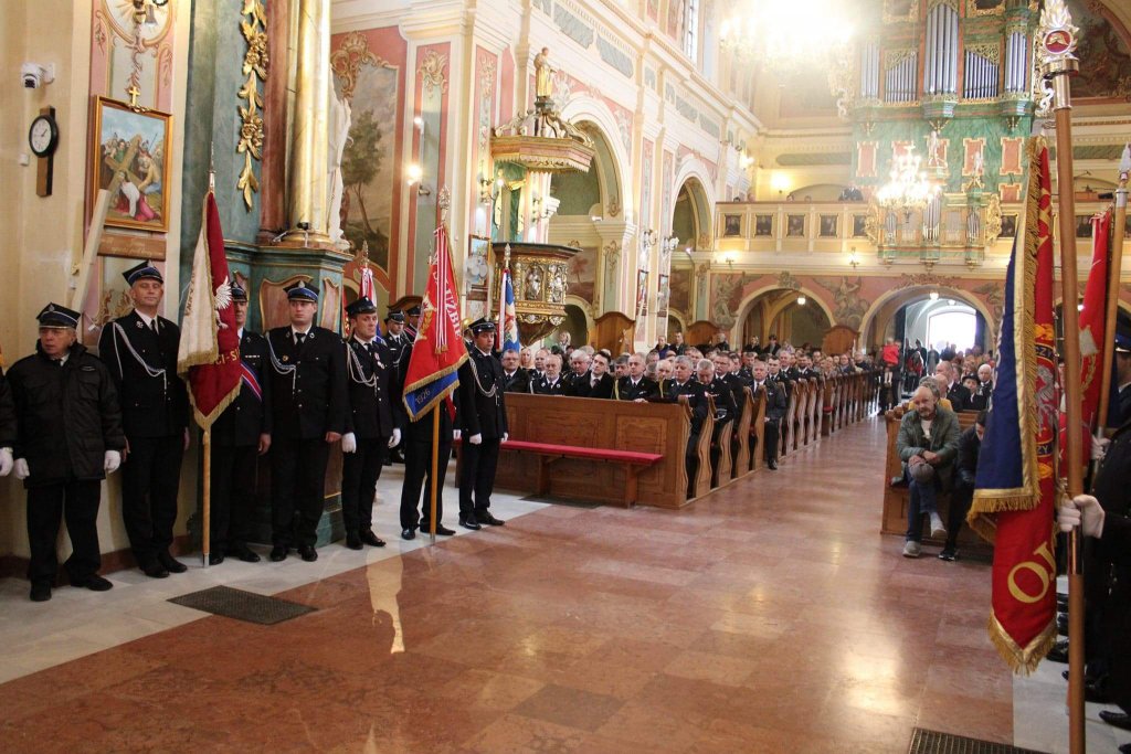 Uczcili pamięć zmarłych i poległych na służbie strażaków [24.10.2022] - zdjęcie #7 - eOstroleka.pl