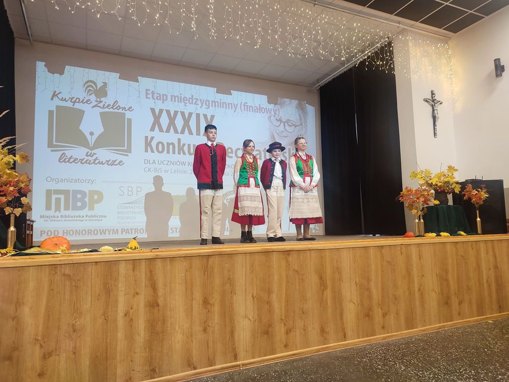 XXXIX konkurs recytatorski “Kurpie Zielone w literaturze”. Poznaliśmy laureatów [26.10.2022] - zdjęcie #23 - eOstroleka.pl
