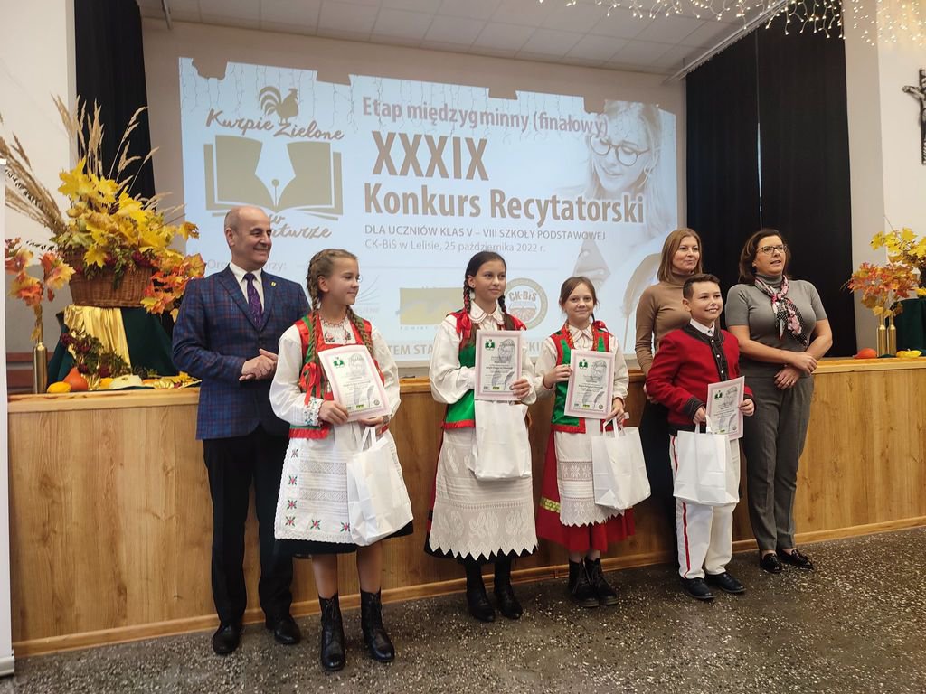 XXXIX konkurs recytatorski “Kurpie Zielone w literaturze”. Poznaliśmy laureatów [26.10.2022] - zdjęcie #20 - eOstroleka.pl