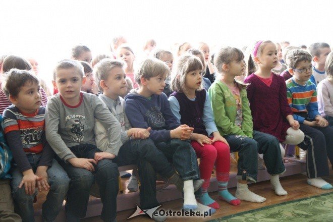 Poetycka biesiada w PM nr 13 - zdjęcie #14 - eOstroleka.pl