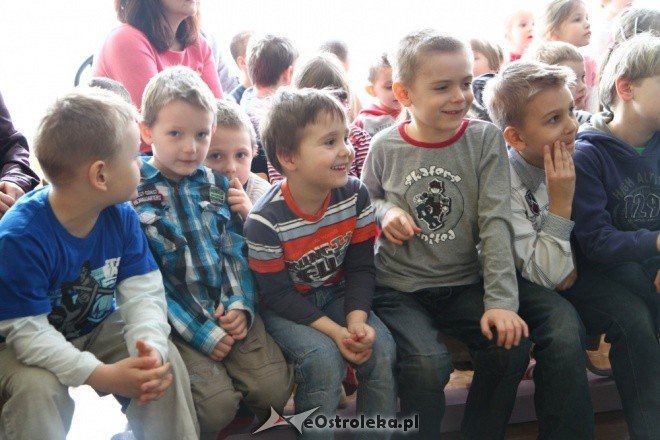 Poetycka biesiada w PM nr 13 - zdjęcie #4 - eOstroleka.pl