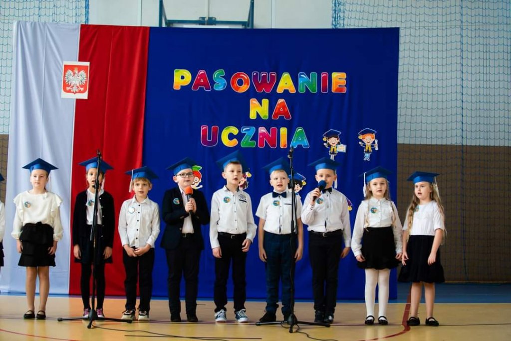 Ślubowanie pierwszaków w Szkole Podstawowej w Ołdakach - zdjęcie #4 - eOstroleka.pl