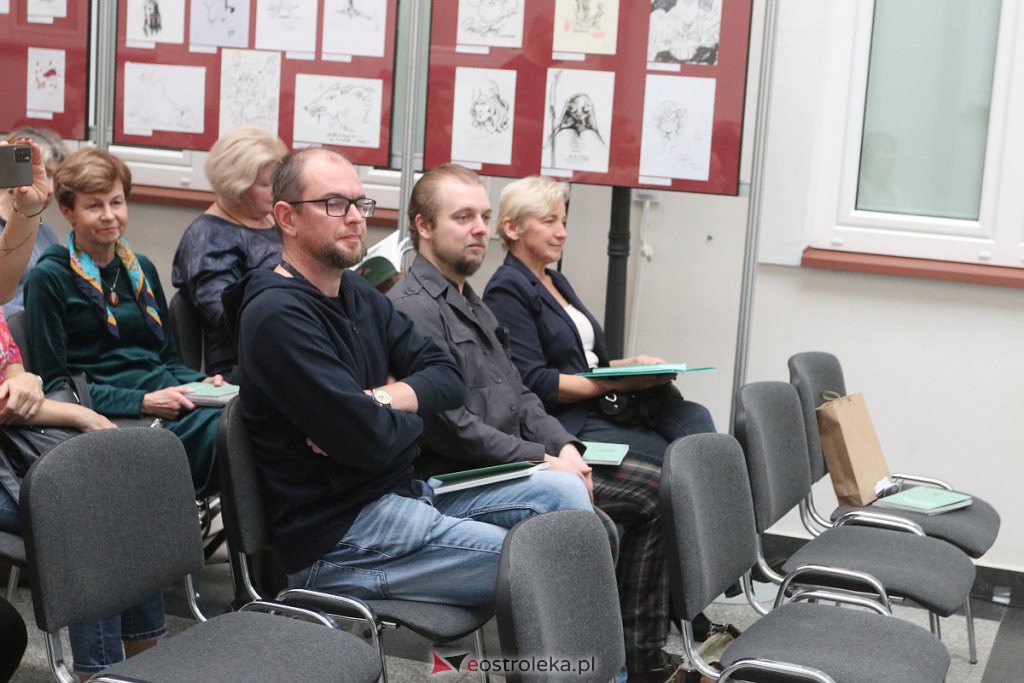 Promocja Spacerownika Ostrołęckiego [29.10.2022] - zdjęcie #17 - eOstroleka.pl