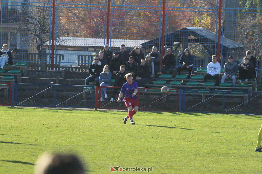 Narew II Ostrołęka - FC 2012 Różan [30.10.2022] - zdjęcie #13 - eOstroleka.pl