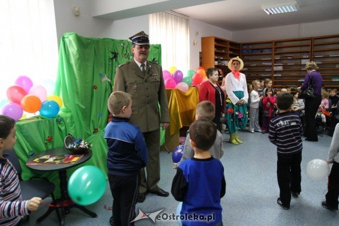 Czytanie dzieciom (31-03-2011) - zdjęcie #12 - eOstroleka.pl