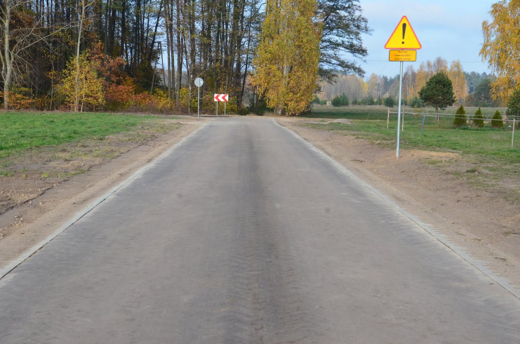 Gmina Kadzidło: Nowa droga asfaltowa w Czarni - zdjęcie #6 - eOstroleka.pl