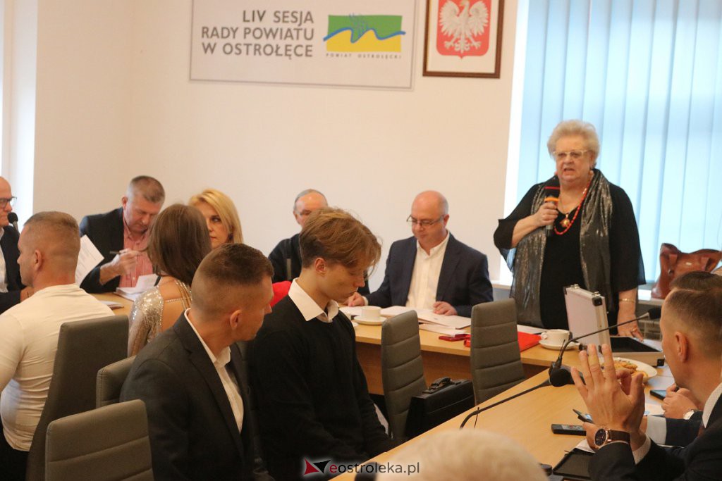 Sesja rady powiatu ostrołęckiego [4.11.2022] - zdjęcie #5 - eOstroleka.pl
