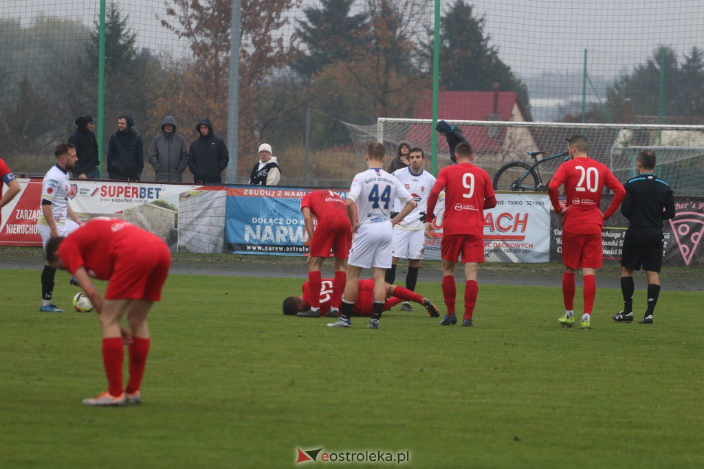 Narew Ostrołęka - Orzeł Baniocha [05.11.2022] - zdjęcie #34 - eOstroleka.pl