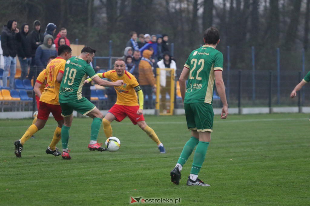 KS CK Troszyn - Mazur Karczew [05.11.2022] - zdjęcie #34 - eOstroleka.pl
