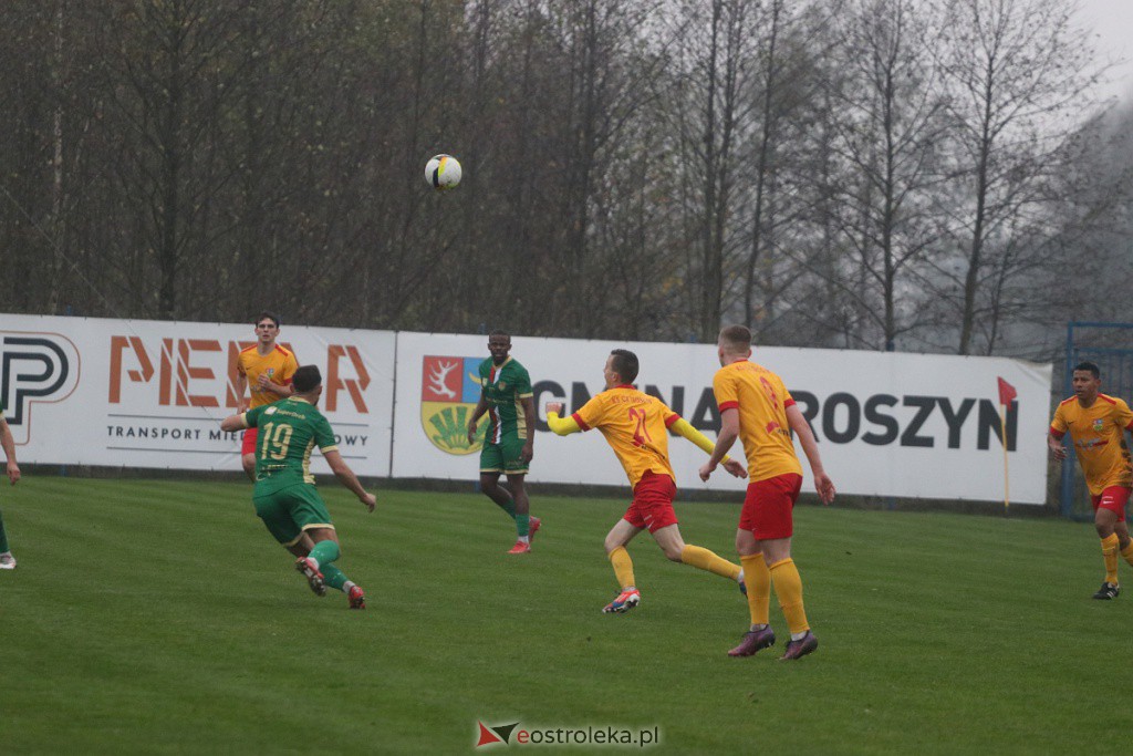 KS CK Troszyn - Mazur Karczew [05.11.2022] - zdjęcie #10 - eOstroleka.pl