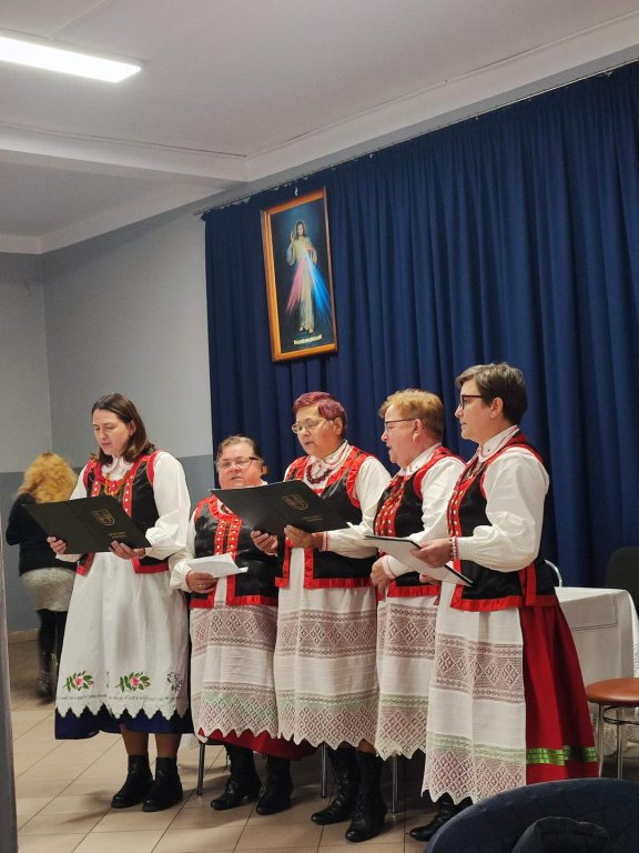 I Powiatowy Przegląd Pieśni Pogrzebowych [5.11.2022] - zdjęcie #13 - eOstroleka.pl