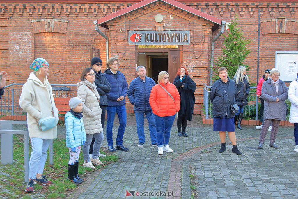 Przy herbacie rozmawiali o zabytkowych budynkach Wojciechowic [06.11.2022] - zdjęcie #21 - eOstroleka.pl