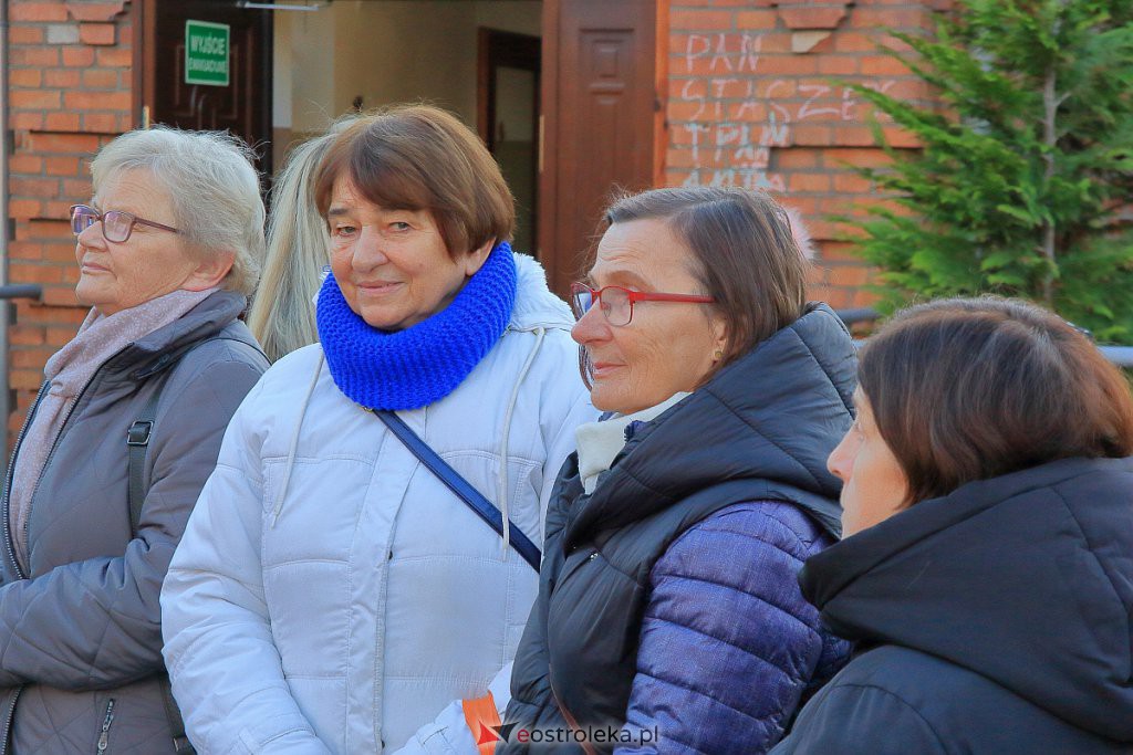 Przy herbacie rozmawiali o zabytkowych budynkach Wojciechowic [06.11.2022] - zdjęcie #8 - eOstroleka.pl