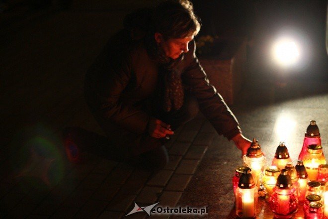 Rocznica śmierci Jana Pawła II (02.04.2011) - zdjęcie #37 - eOstroleka.pl