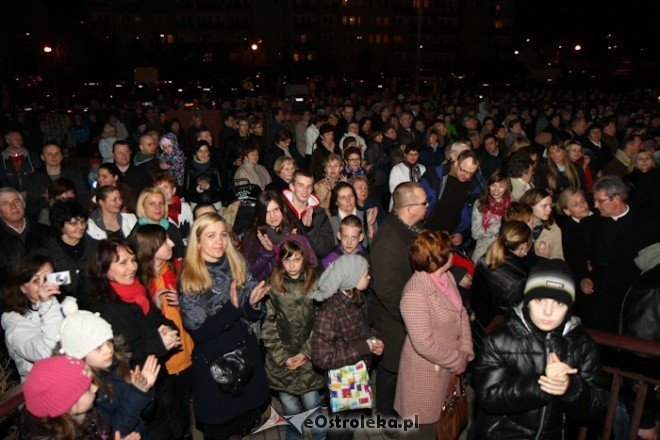 Rocznica śmierci Jana Pawła II (02.04.2011) - zdjęcie #13 - eOstroleka.pl
